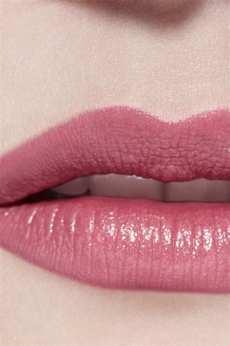 bergdorf chanel lipstick|Chanel pink lip color.